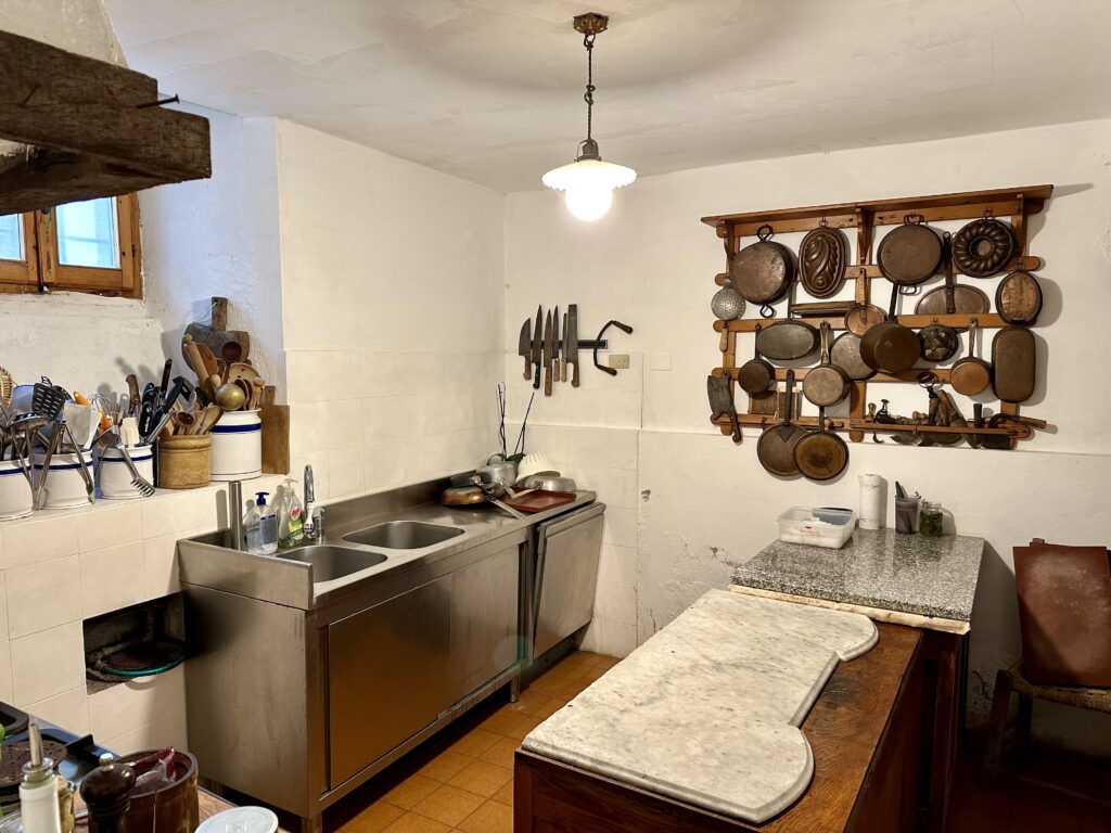 The kitchen at Italy Culinary Vacations Monte Fumaiolo retreat
